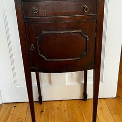 Mahogany bedside cabinet