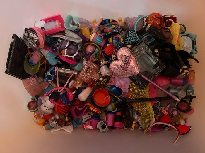 LOL dolls and accessories