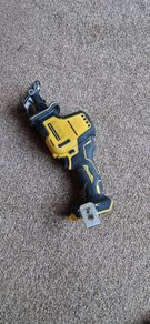 dewalt dcs369