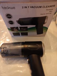 Small car vacuum cleaner