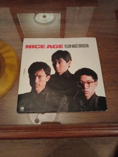 vinyl single- yellow magic orchestra. Nice age.