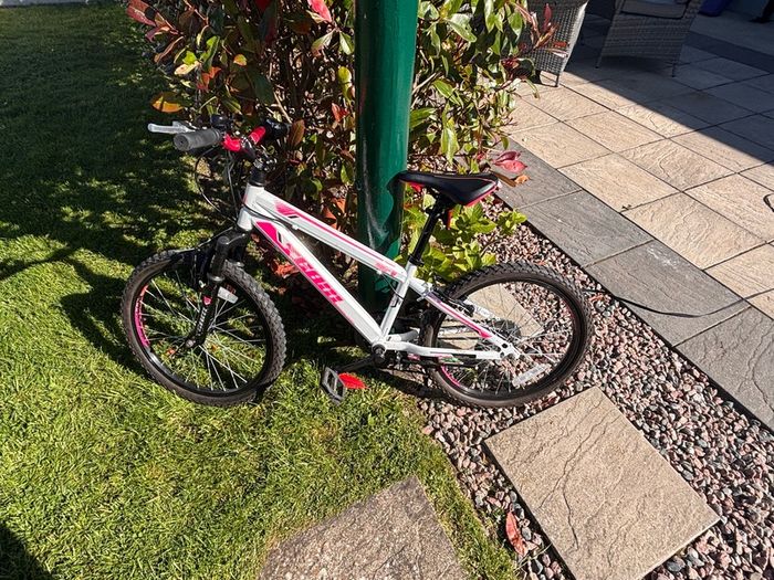 Girls Bike 20"