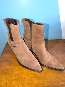 boots Clarke ankle suede