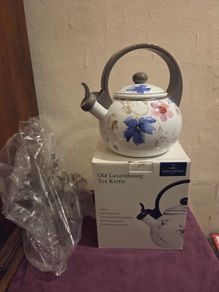 Brand New Villeroy & Boch Old Luxembourg Tea Kettle