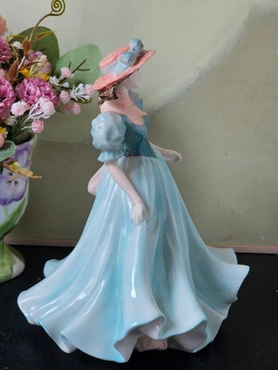 Coalport Ladies of Fashion 'Kathleen' Figurine