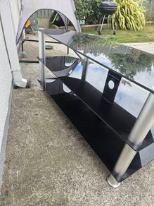 glass tv stand