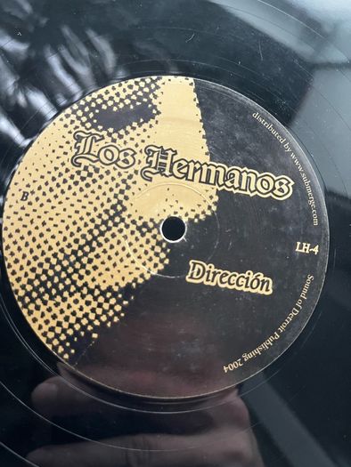 10e each Techno 12" vinyl