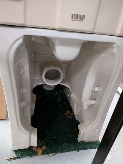 Fully Back to Wall Toilet & Fittings + Seat