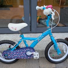 Girls' Apollo 14-inch Bike Great Condition - With Stabilizers