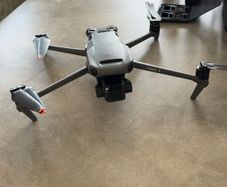 DJI Mavic 3