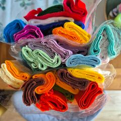 Crepe paper bundle
