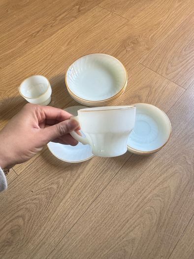 Dinnerware sets 3