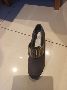 Lotus Shoes.   Size: 7. New- No Tag.
