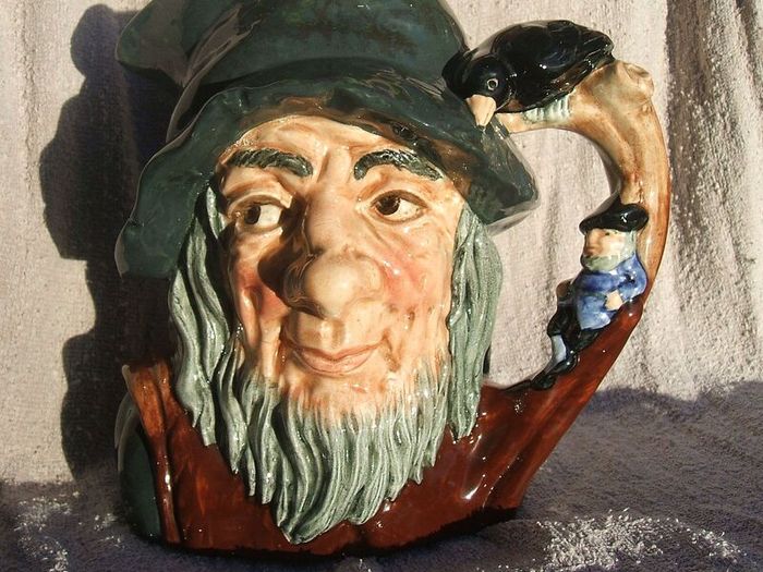 RIP VAN WINKLE D6438 (Royal Doulton) - a vintage large size character jug (1950's - 1970's). 6.5" height.