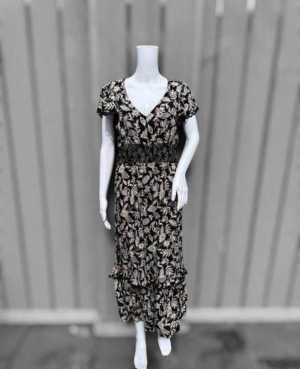 Pre Owned Savida Black & Cream Floral Midi Dress with Lace Detail