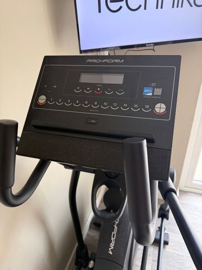 Proform crosstrainer