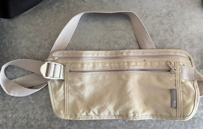 Holiday Money Belt