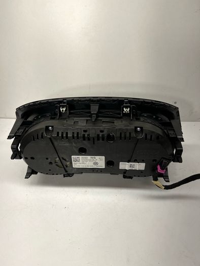 3G0920751B Volkswagen PASSAT B8 2016 Diesel speedometer instrument cluster a2l4b35s
