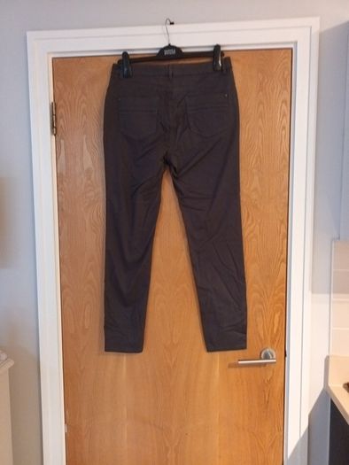 Gallery  Charcoal Slim Leg Jeans.  S. 12.  B.N.W.T.