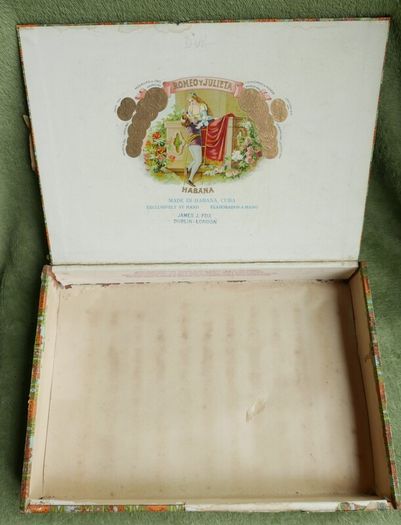 Vintage Romeo y Julieta Imported Tobacco Cigar Box Vintage Tobacciana Old Cigar Box Havana - CUBA Cigar Box Empty