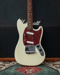 Fender Traditional 70s Mustang 2013 - Olympic White
