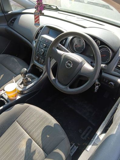 Breaking Opel astra 2011 1.3cdti