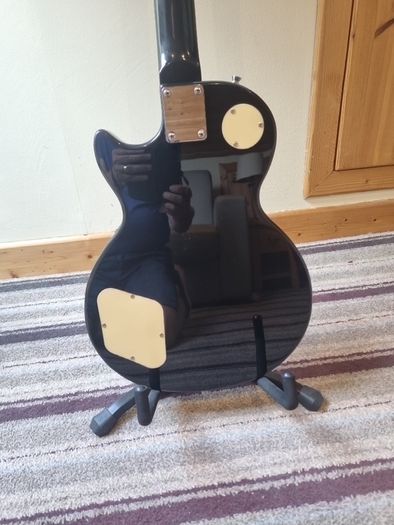 Les Paul Style Electric Guitar