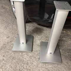 Speakers stand