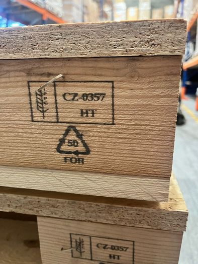 Oriented strand board (OSB BOARD) pallet