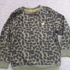 NEW.boy's winter jumper. Age 4/5