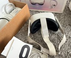 Oculus Quest 2 from Facebook