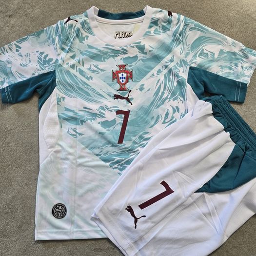 Ronaldo Portugal away football  jersey/kits