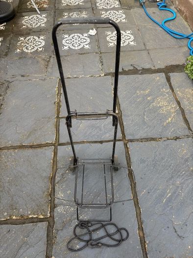 portable folding baggage trolley