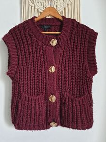Zara Sleeveless Cardigan Size Medium