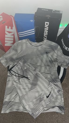 Nike Dri-Fit Legend All Over Print Set