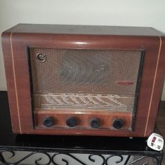 Vintage Pye Radio