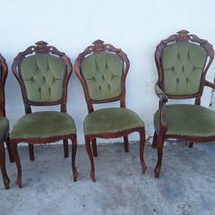Beautiful Italian design inlaid table with 6 chairs Including 2 carvers