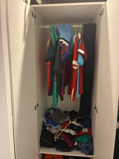 kids wardrobe
