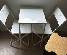 Set of 2 chairs, 1 table plus trolley