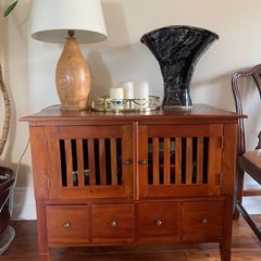 Furniture - Sideboard / Storage Cabinet