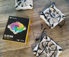 Corsair white QL120 LED fans (white fans)