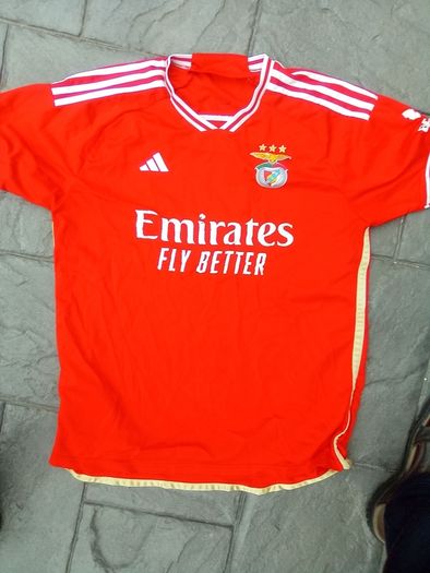 Xl.  Benefica.      Addidas.  Soccer. Jersey. And. Crest. Patch