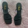 black heels Image 4
