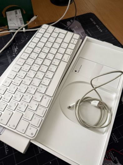 apple magic keyboard with arabic