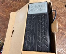 Roland Ev-5