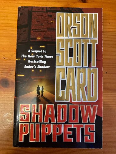 Science-Fiction books: 'The Ender's Shadow' series