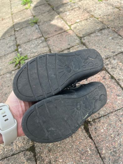 Clarks girls school shoes size UK9