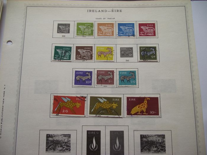 A Collection Of Irish Stamps On 22 Loose Pages