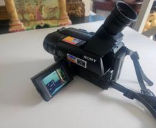 Sony CCD-TRV27E Video 8 Camcorder