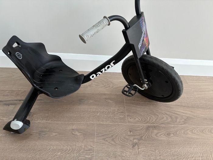 Razor Rip rider 360 Drift with light show